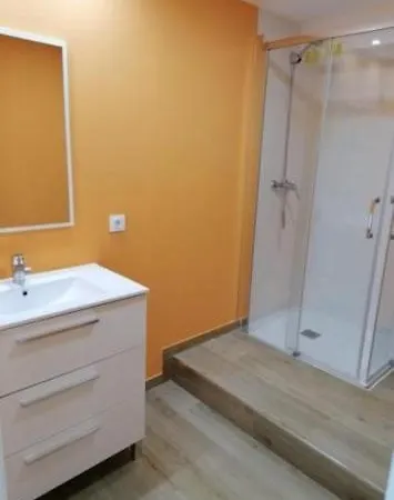 Homestay Habitacion Individual, A2 *